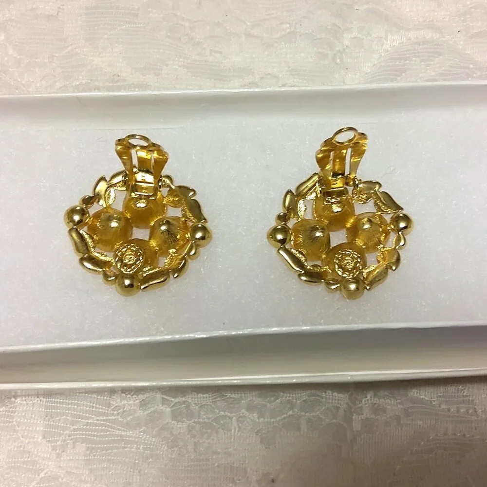 Vintage Pink & Green Crystal Gold Tone Earrings Non-Pierced Clip Earrings - Picture 8 of 11